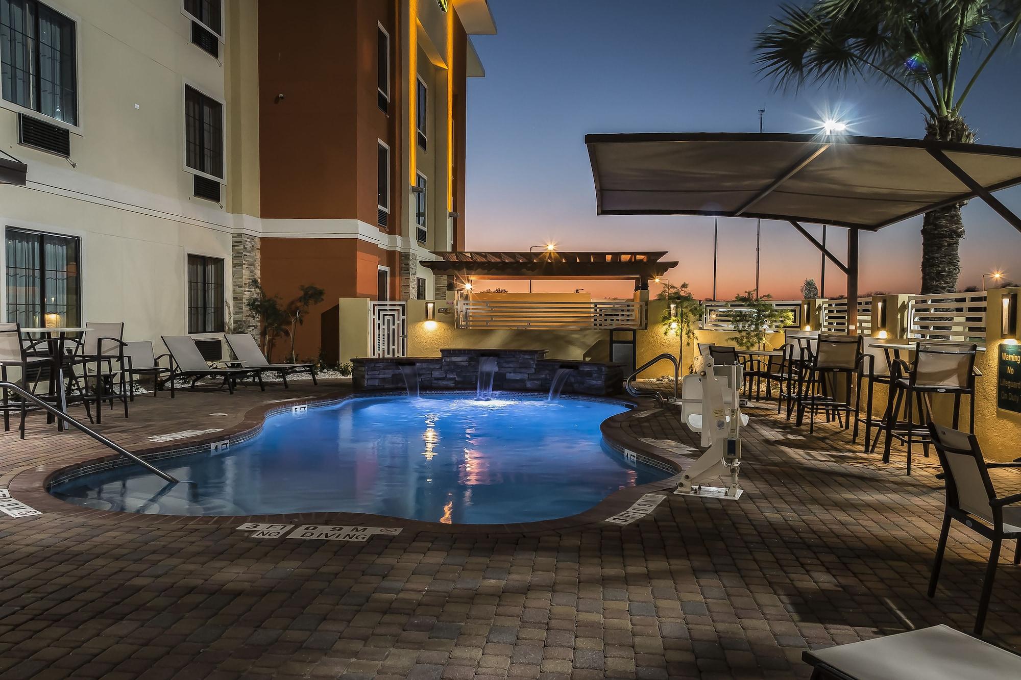 Comfort Inn Edinburg South - photo 14