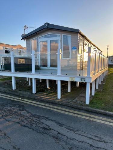 3 Bedroomed Caravan With Amazing Sea Views