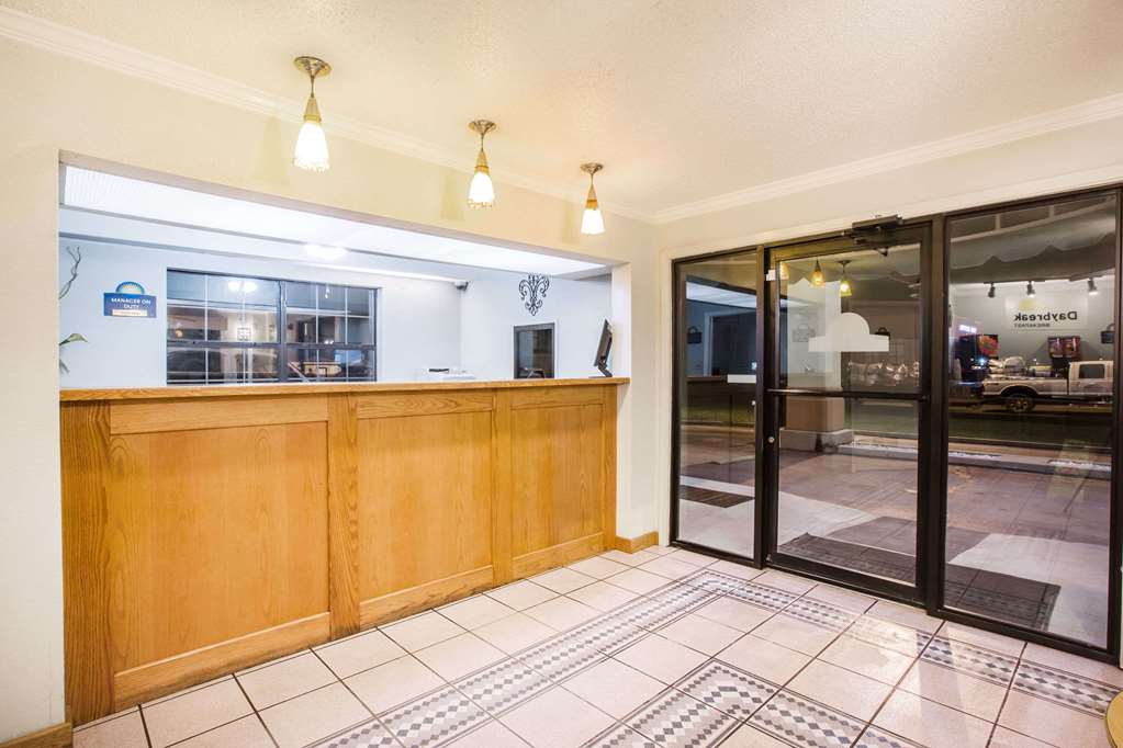Days Inn by Wyndham Tallulah - photo 3