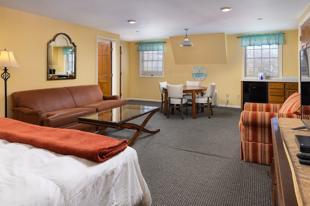 Old Harbor Inn - photo 204