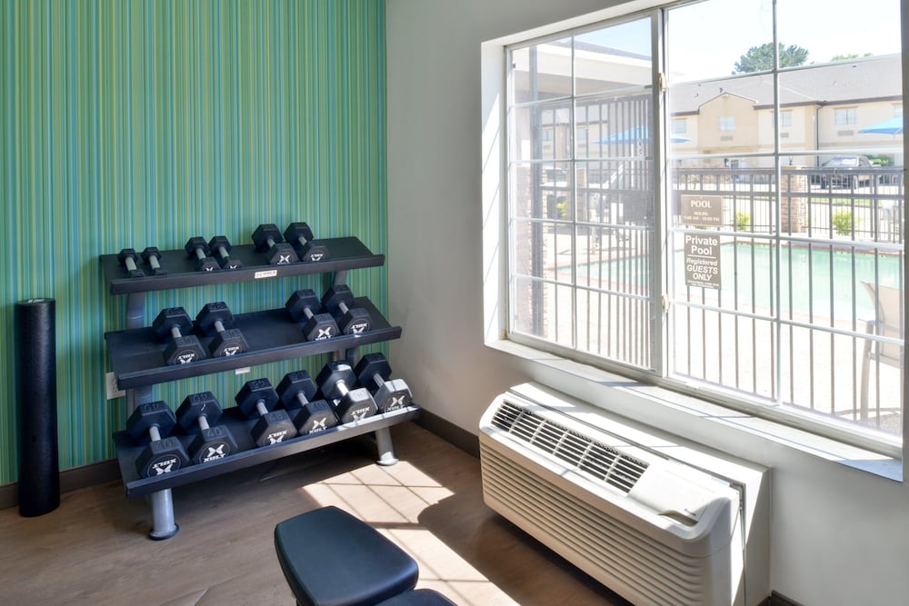 Holiday Inn Express & Suites Carthage by IHG - photo 55