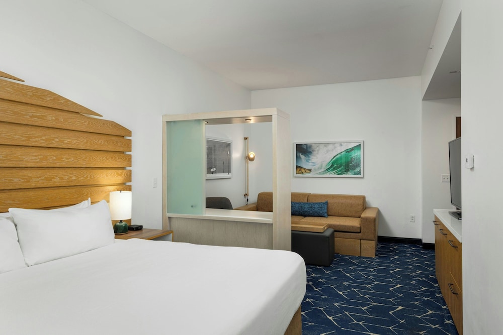 SpringHill Suites by Marriott Oceanside Beach - photo 20