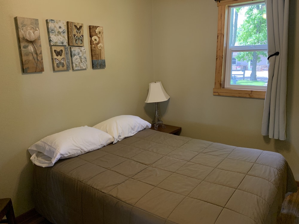 Hollys Resort - photo 24