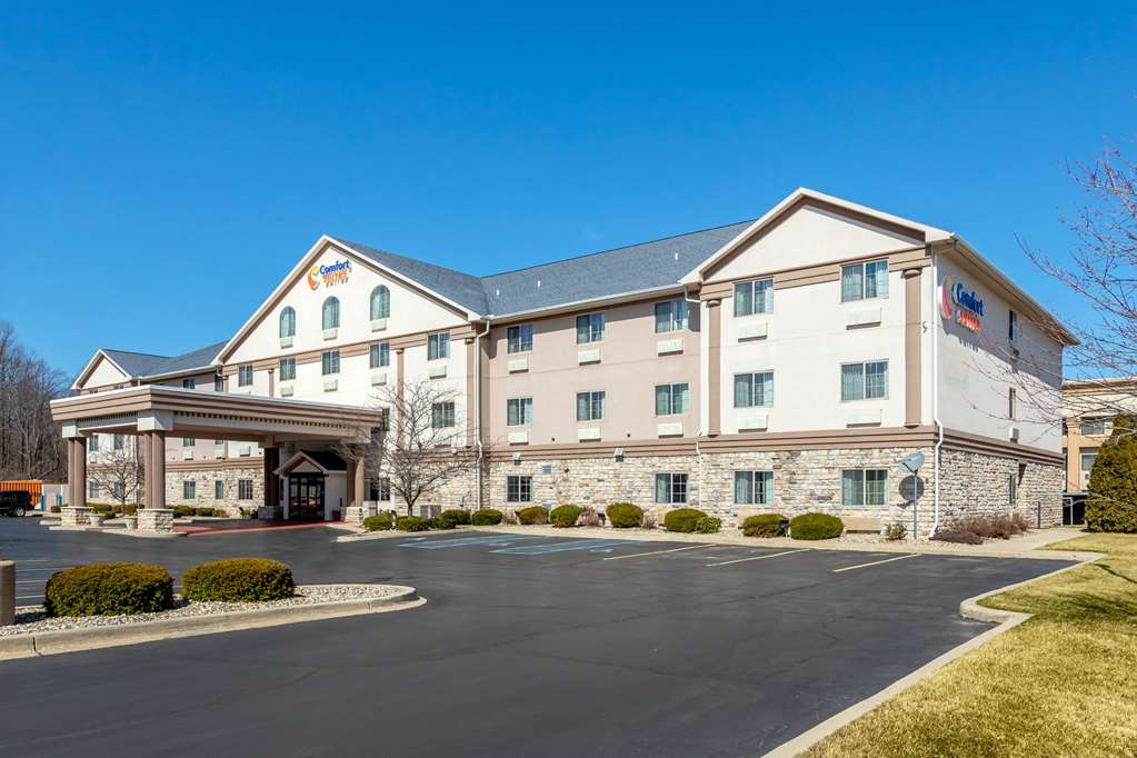 Comfort Suites Stevensville St. Joseph — hotel in Stevensville