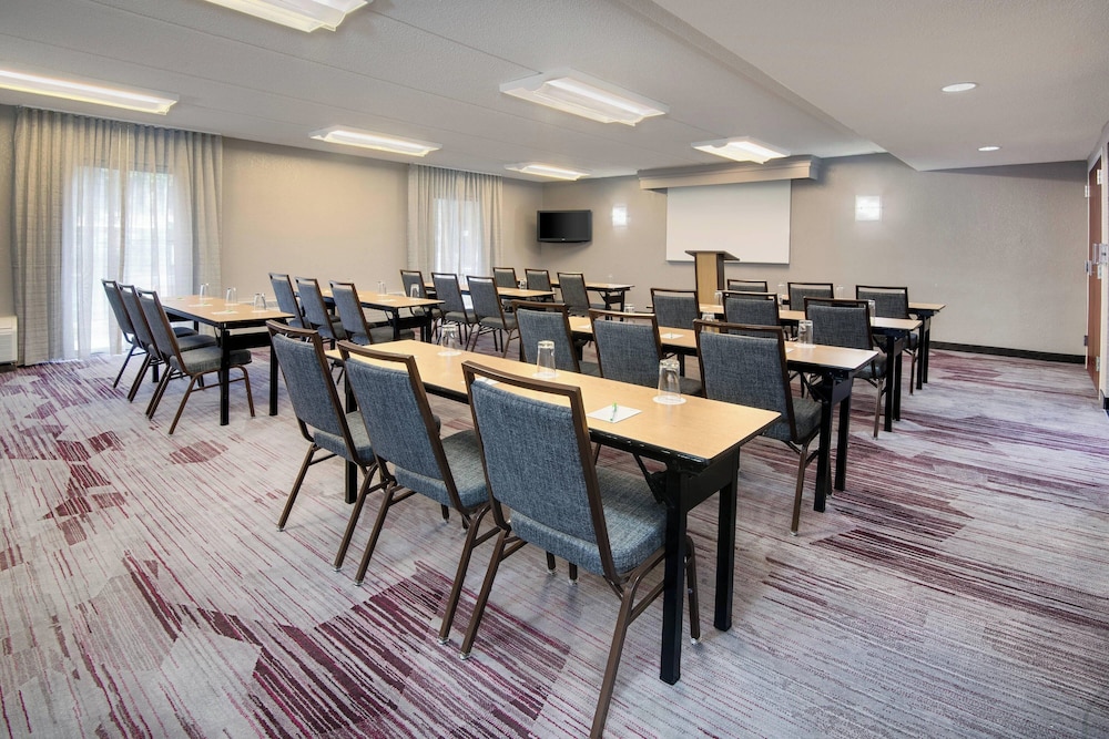 Courtyard by Marriott Savannah Midtown - photo 23