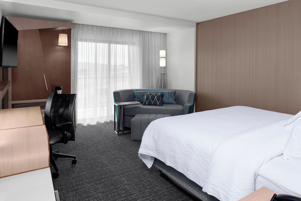 Courtyard by Marriott Dallas Flower Mound - photo 8