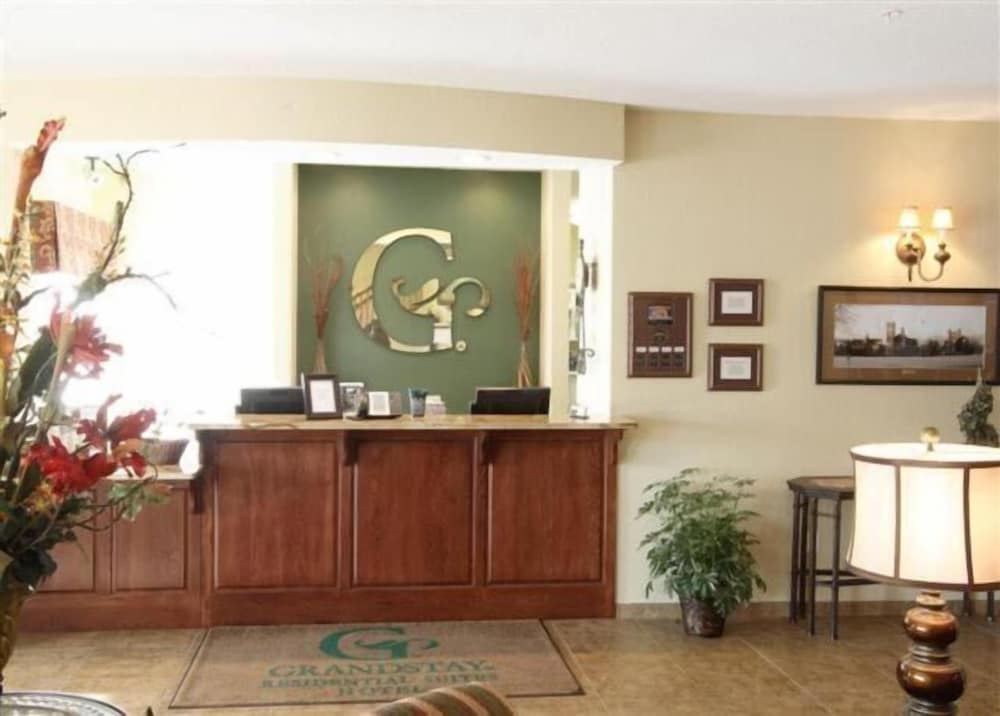 GrandStay Residential Suites Hotel - photo 2
