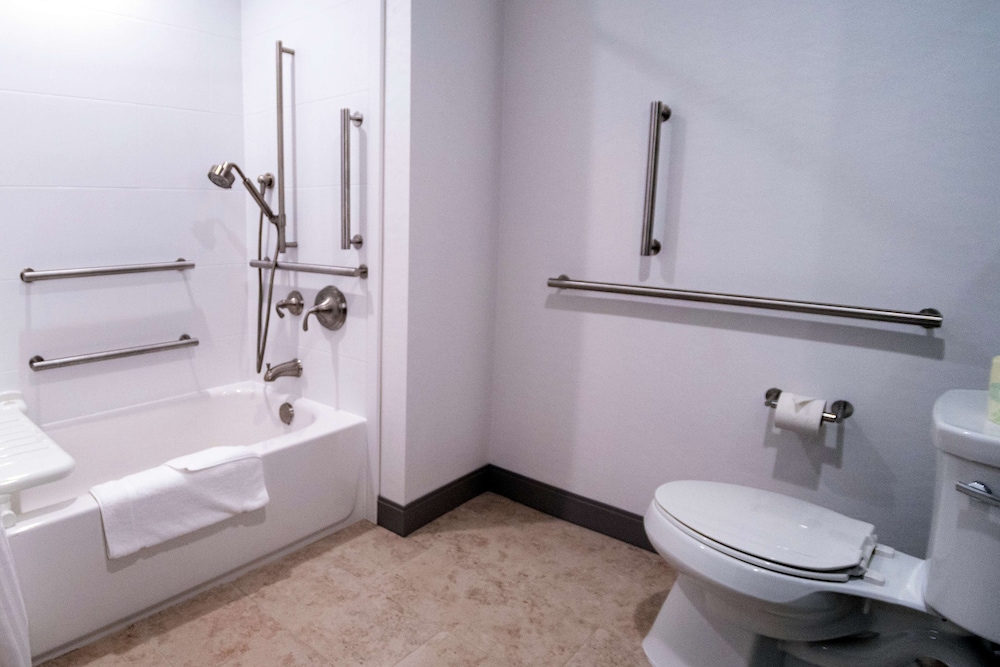 Hilton Garden Inn Spartanburg - photo 26
