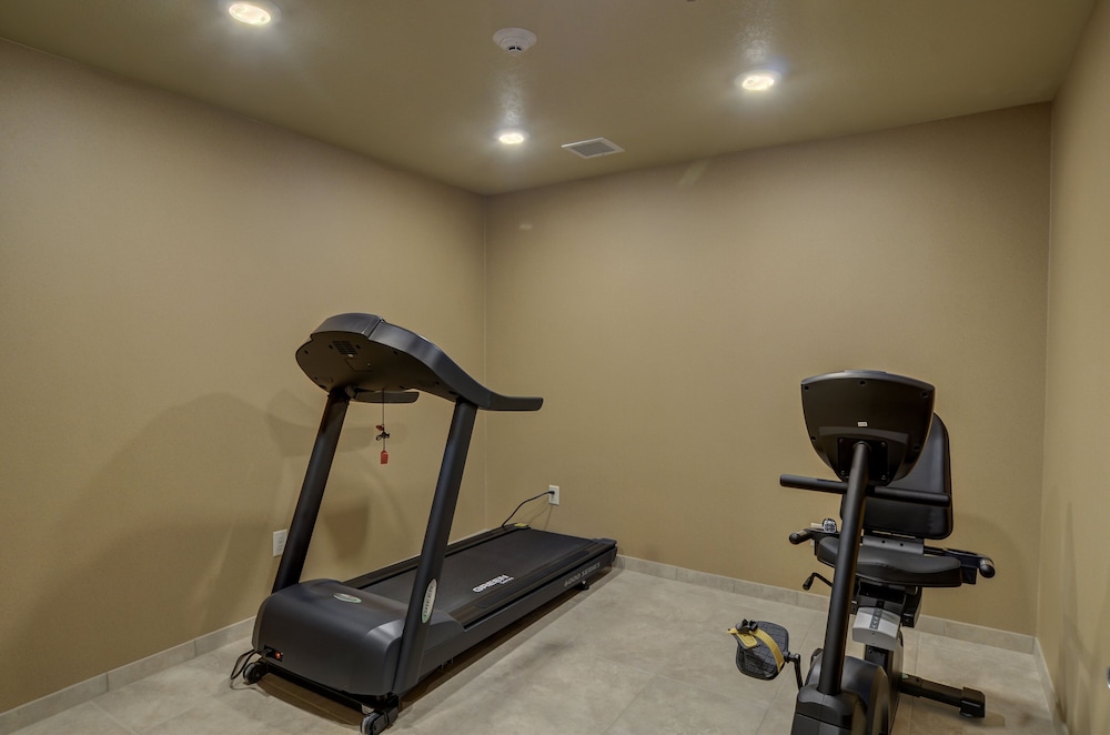 Cobblestone Inn & Suites Kersey - photo 27