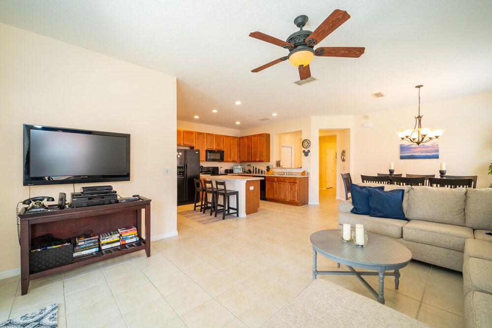 Bella Vida Resort Luxury Pool Home Game Room View - photo 20