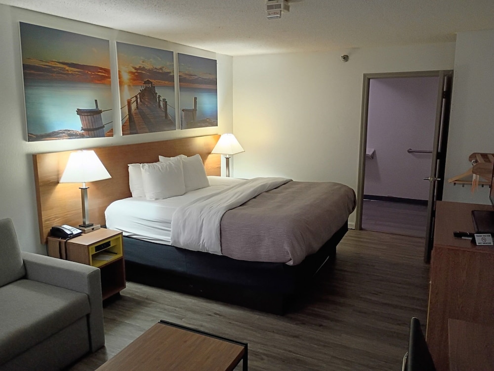 Quality Inn & Suites Decatur Priceville I 65 - photo 13