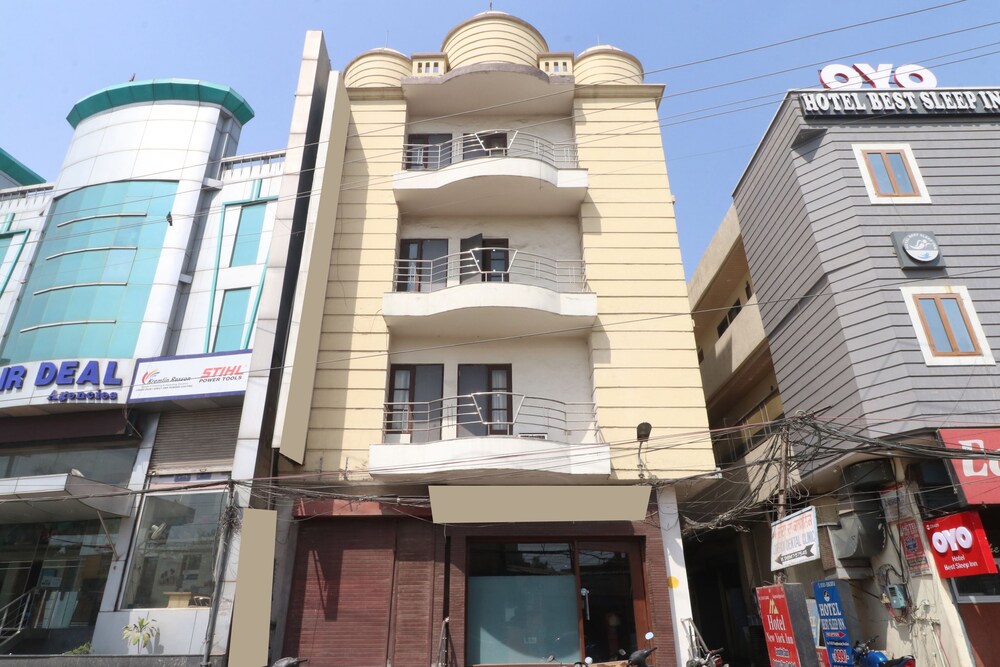 Oyo 36231 Hotel New York Inn in Jalandhar, India