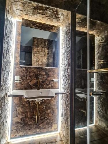 Top Floor Apartment Balcony in sololaki Room 25