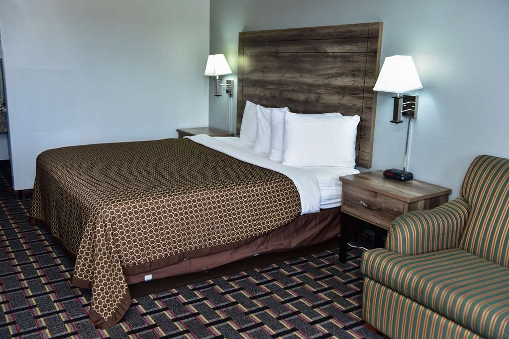 Americas Best Value Inn Douglasville - photo 17