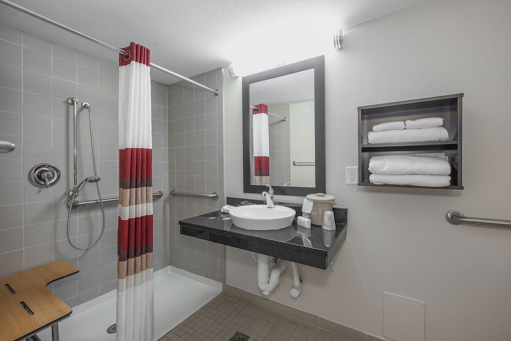 Red Roof Inn Roanoke Rapids - photo 21