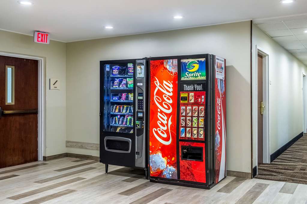 Quality Inn & Suites North Lima Boardman - photo 36