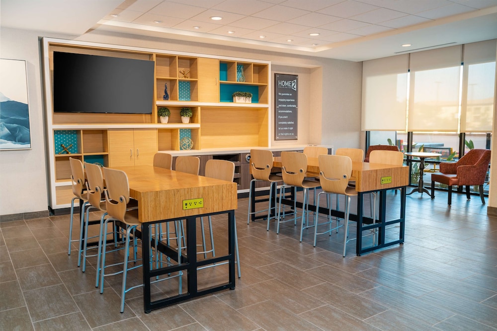 Home2 Suites by Hilton Corona - photo 3