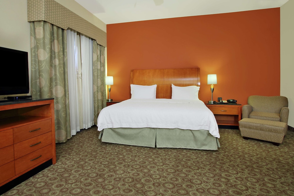 Hampton Inn & Suites Buffalo - photo 31