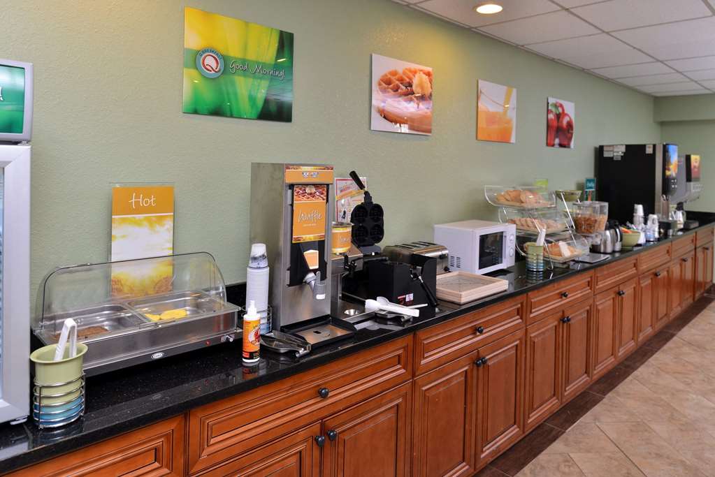 Quality Inn & Suites Matteson near I 57 - photo 28