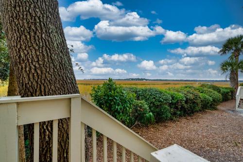 1807 Heron Pt in Seabrook Island, United States