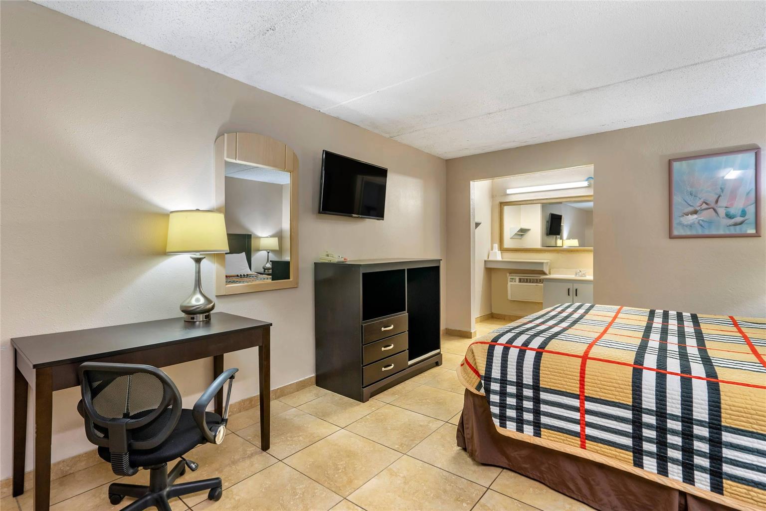 Rodeway Inn Clearwater Dunedin - photo 16