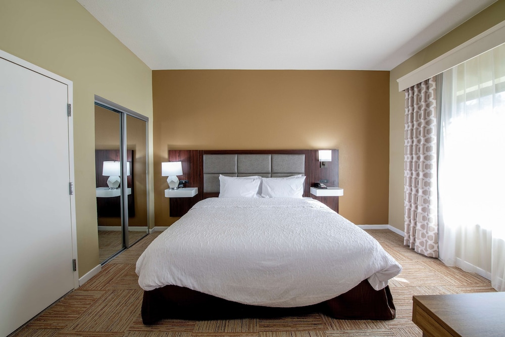 Hampton Inn & Suites Lafayette - photo 7