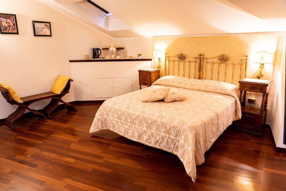 Real Borbone — 4-Star Luxury Hotel in Caserta, Italy