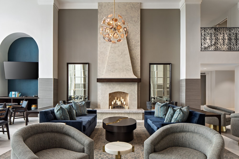 The Cassara Carlsbad Tapestry Collection by Hilton - photo 10