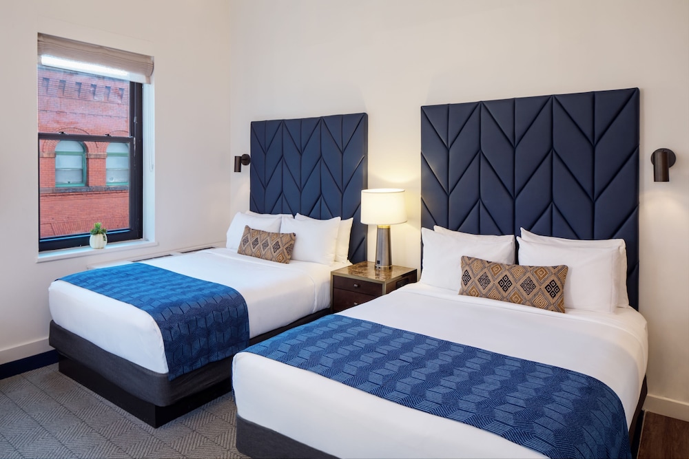 Hotel Indigo Boston Garden by IHG - photo 12