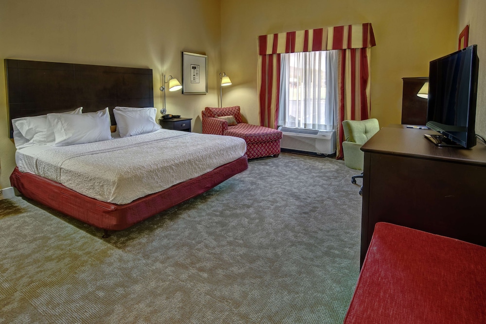 Hampton Inn Jacksonville Anniston Area - photo 14