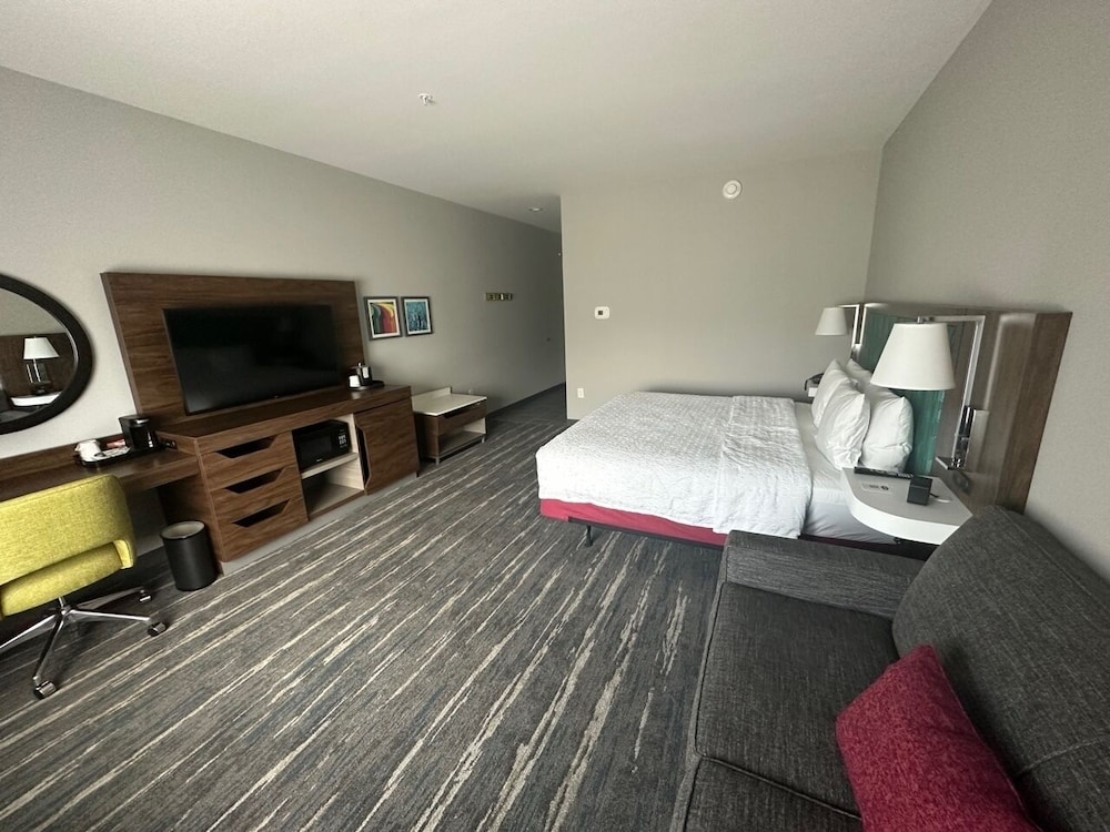 Hampton Inn & Suites by Hilton Ruskin I 75 - photo 14