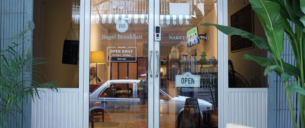 Naret Coliving Hostel Adults Only