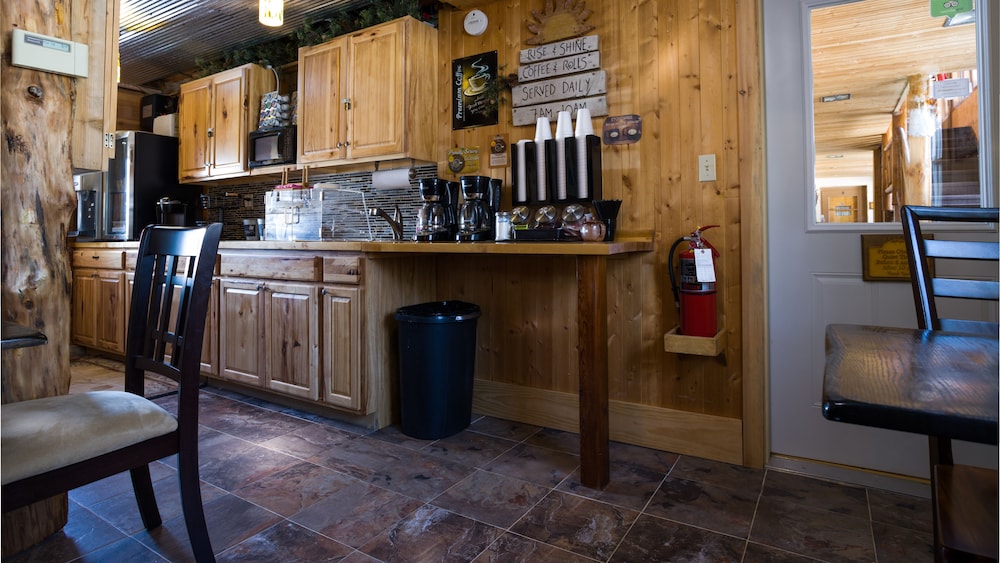 Curriers Lakeview Lodge - photo 106