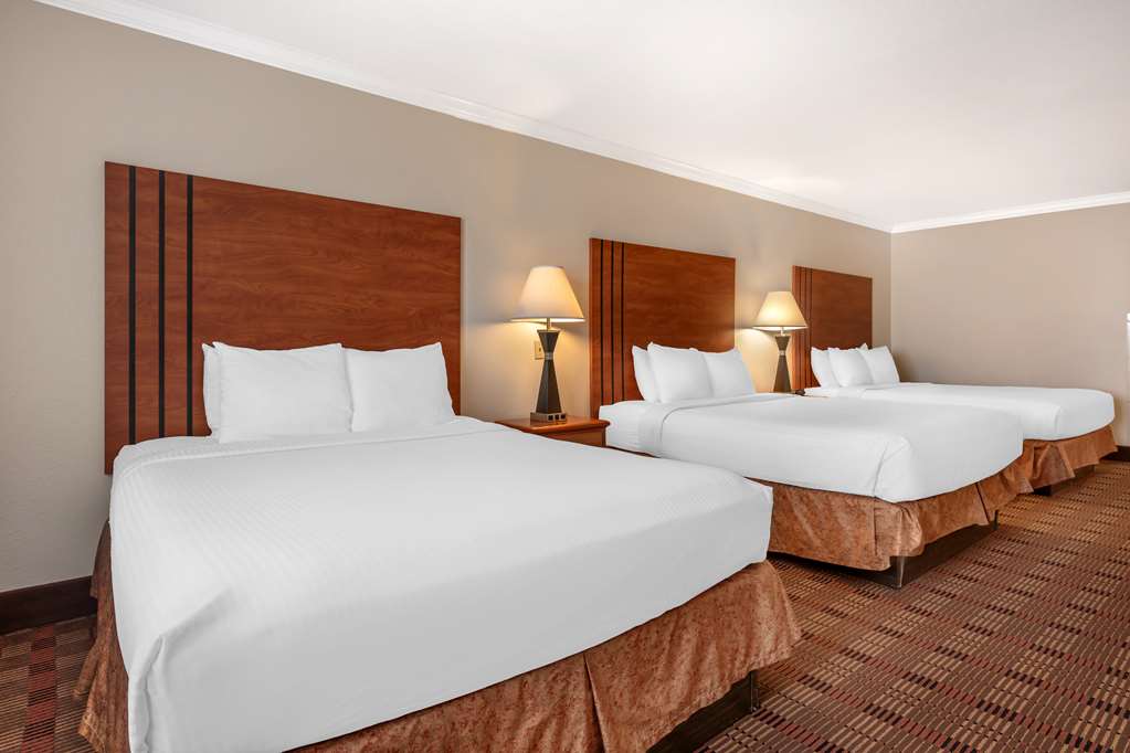 Best Western Club House Inn & Suites - photo 41