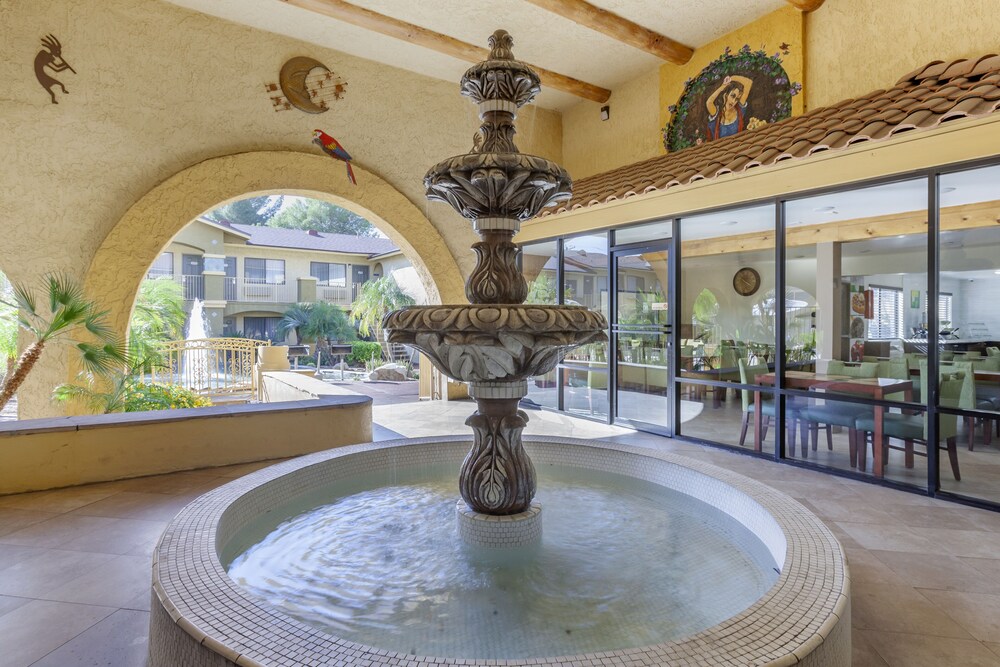 Quality Inn Phoenix Scottsdale West - photo 32