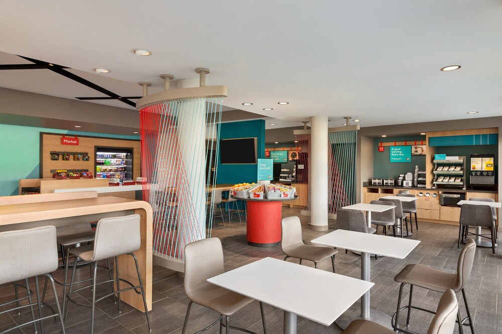 avid hotel Memphis Southaven by IHG - photo 38