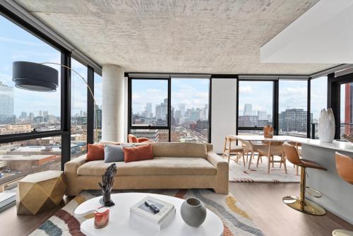 Fulbrix Bright Designer Apartments with West Loop Views — 4-Star Luxury Hotel in Chicago, United States