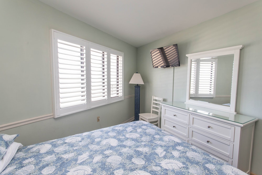 Royal Garden Resort 201 3 Bedroom Condo by RedAwning - photo 7
