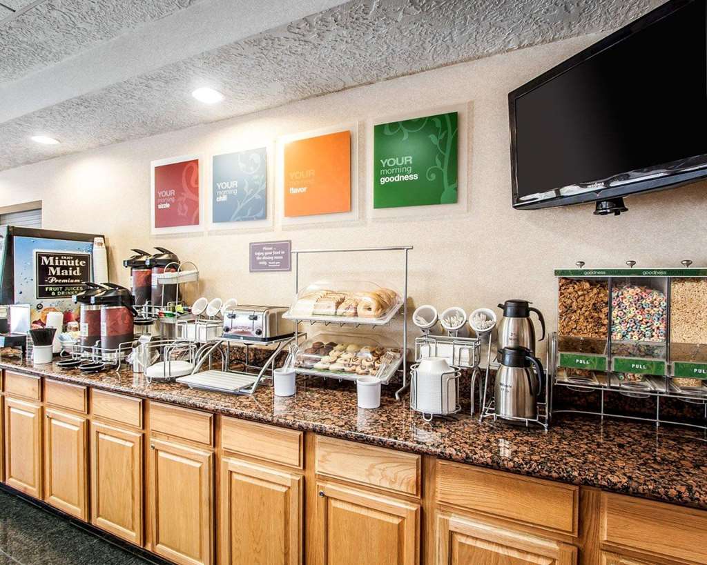 Comfort Suites Clackamas - photo 50