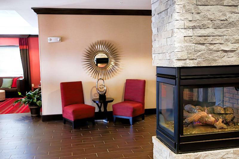 Hampton Inn Lewiston Auburn - photo 8