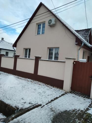 Panoráma Apartmanház — hotel in Abaujszanto