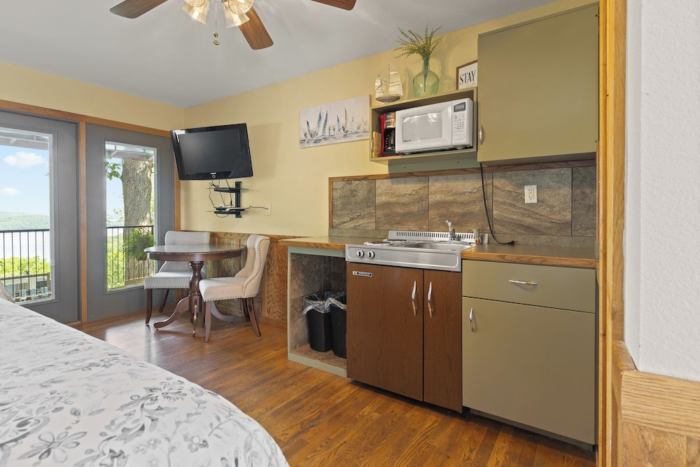 Beaver Lakeview Resort - photo 26