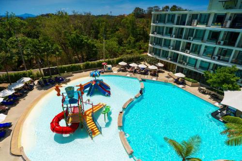 Super 2Bdr Apartament La Vita Rawai Naiharn beach — 4-Star Luxury Hotel in Phuket, Thailand