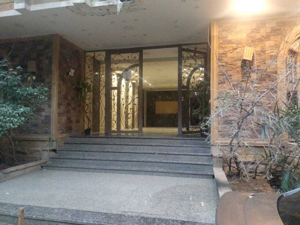 Pearl pyramids Inn in Giza, Egypt