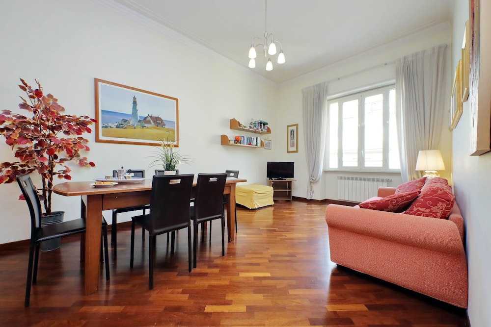 4BNB Cimabue Apartment — 4-Star Luxury Hotel in Rome, Italy