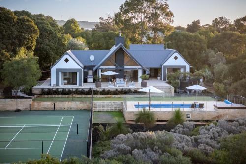 Wedgetail I Private Properties in Dunsborough, Australia