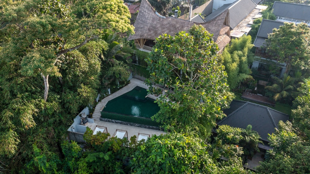 Dinara Ubud - carbon neutral hotel in Ubud