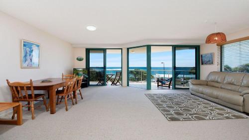 Seacrest Unit 3 Moffat Beach QLD — Caloundra — photo 5