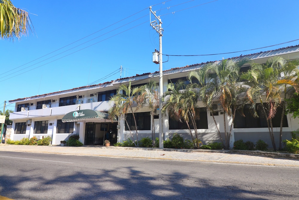 Hotel Santo Domingo - carbon neutral hotel in Puerto Escondido