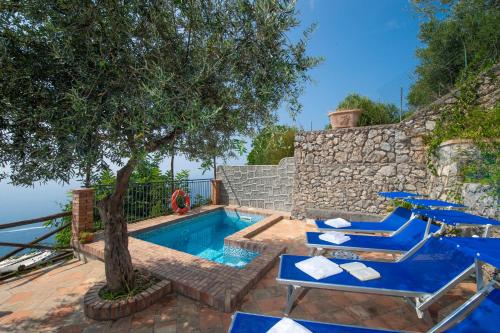Villa Tranquillita — 4-Star Luxury Hotel in Praiano, Italy